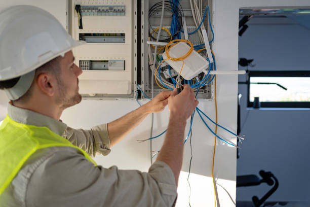 Best Affordable Emergency Electrician  in Steele, AL
